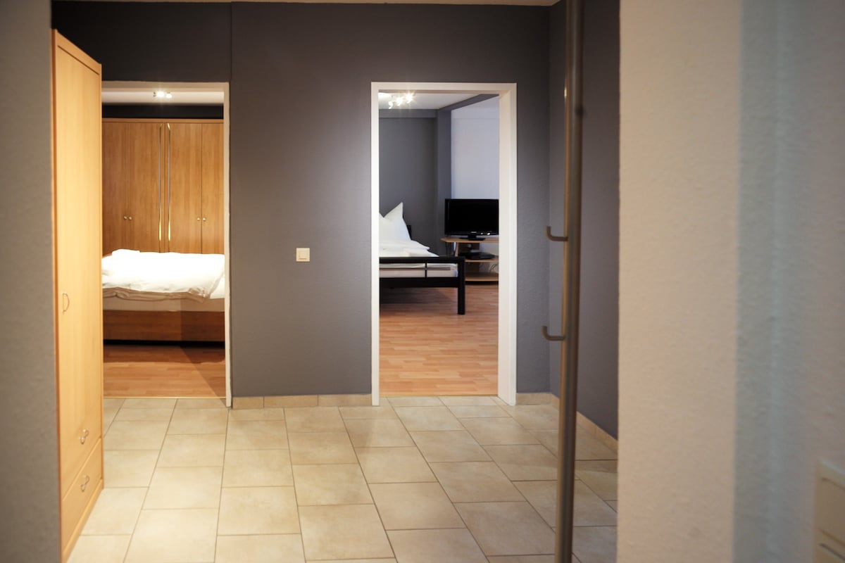 Flur Sicht in die Wohnräumer